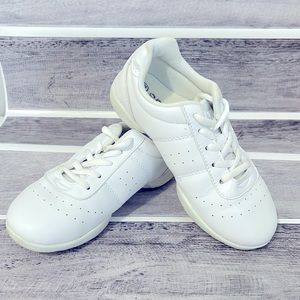 Cheerleading shoe sz 12.5 little girl